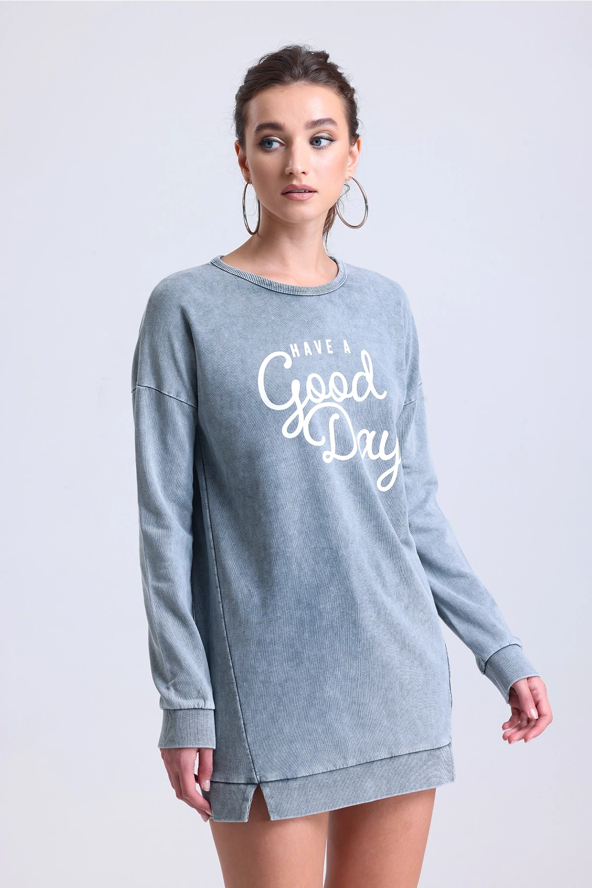 Bisiklet Yaka Uzun Kollu Baskılı Yıkamalı Uzun Kesim Sweatshirt SAPKO96
